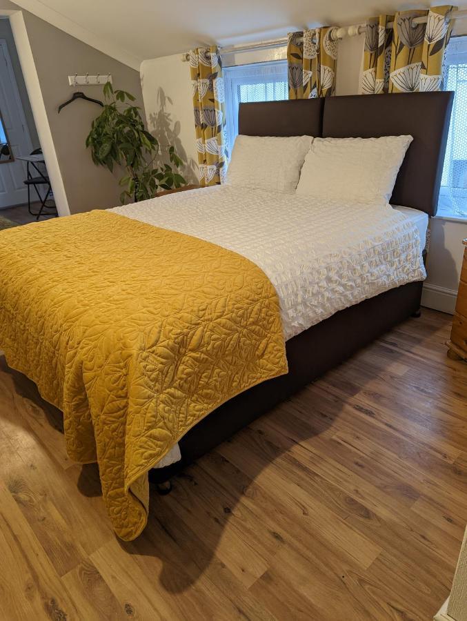 לואסטופט Gull Wing Guesthouse מראה חיצוני תמונה