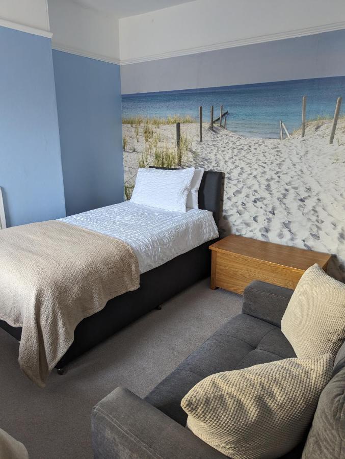 לואסטופט Gull Wing Guesthouse מראה חיצוני תמונה
